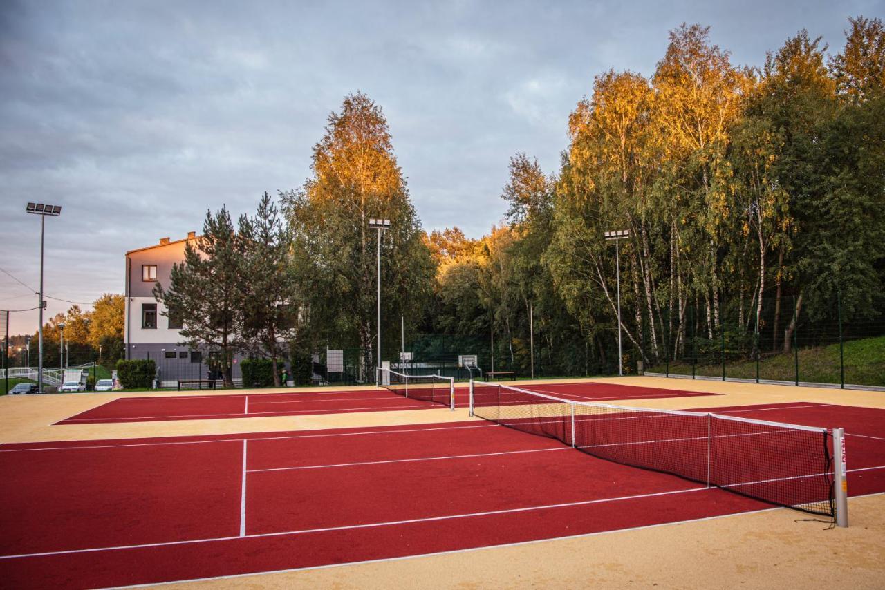Pawilon Sportowo Turystyczny Kalwarianka Vandrarhem Kalwaria Zebrzydowska Exteriör bild