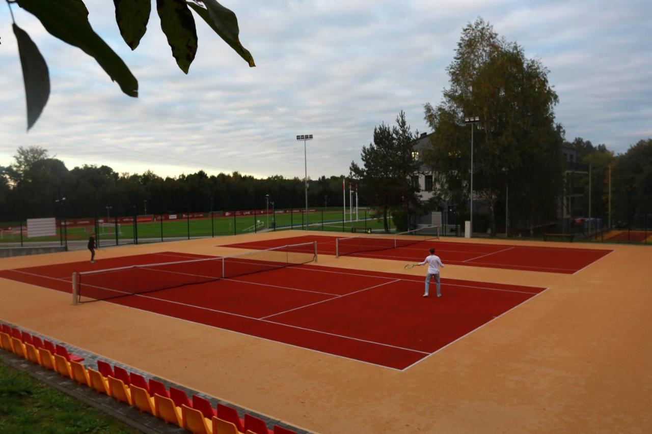 Pawilon Sportowo Turystyczny Kalwarianka Vandrarhem Kalwaria Zebrzydowska Exteriör bild